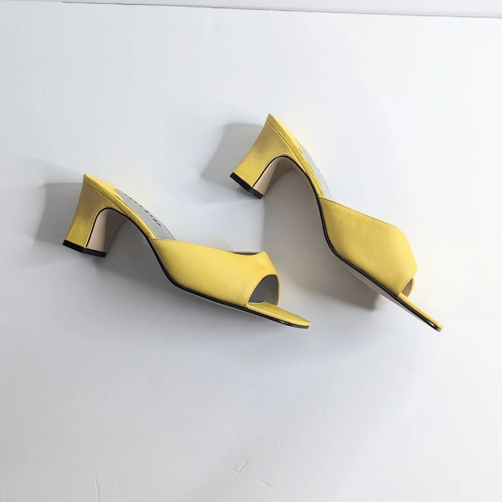 VTG Square Toe Chunky Heel Yellow Slip On Heels - Picture 1 of 8